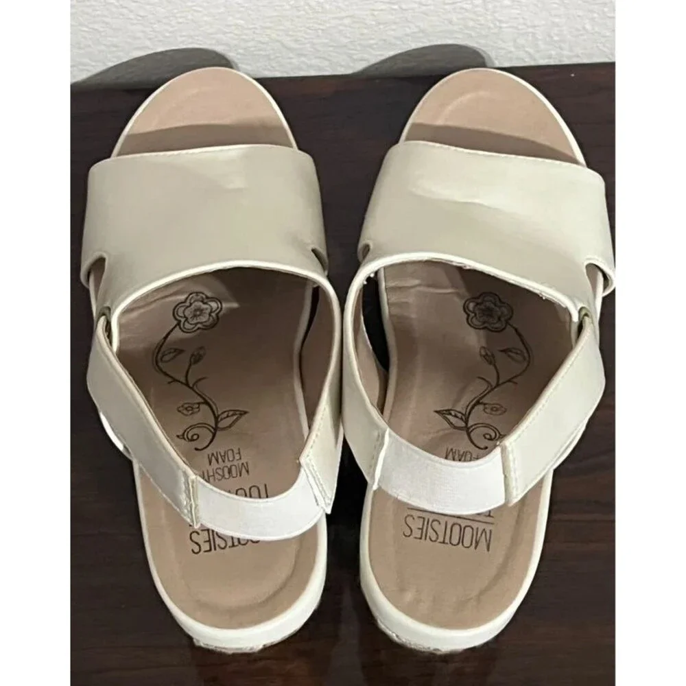 Mootsies Tootsies Cream Platform Wedge Sandals boho Heels 9M